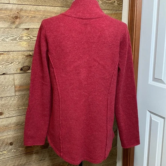 Eileen Fisher Red 100% Wool button front cardigan sweater Size Small - Picture 3 of 6